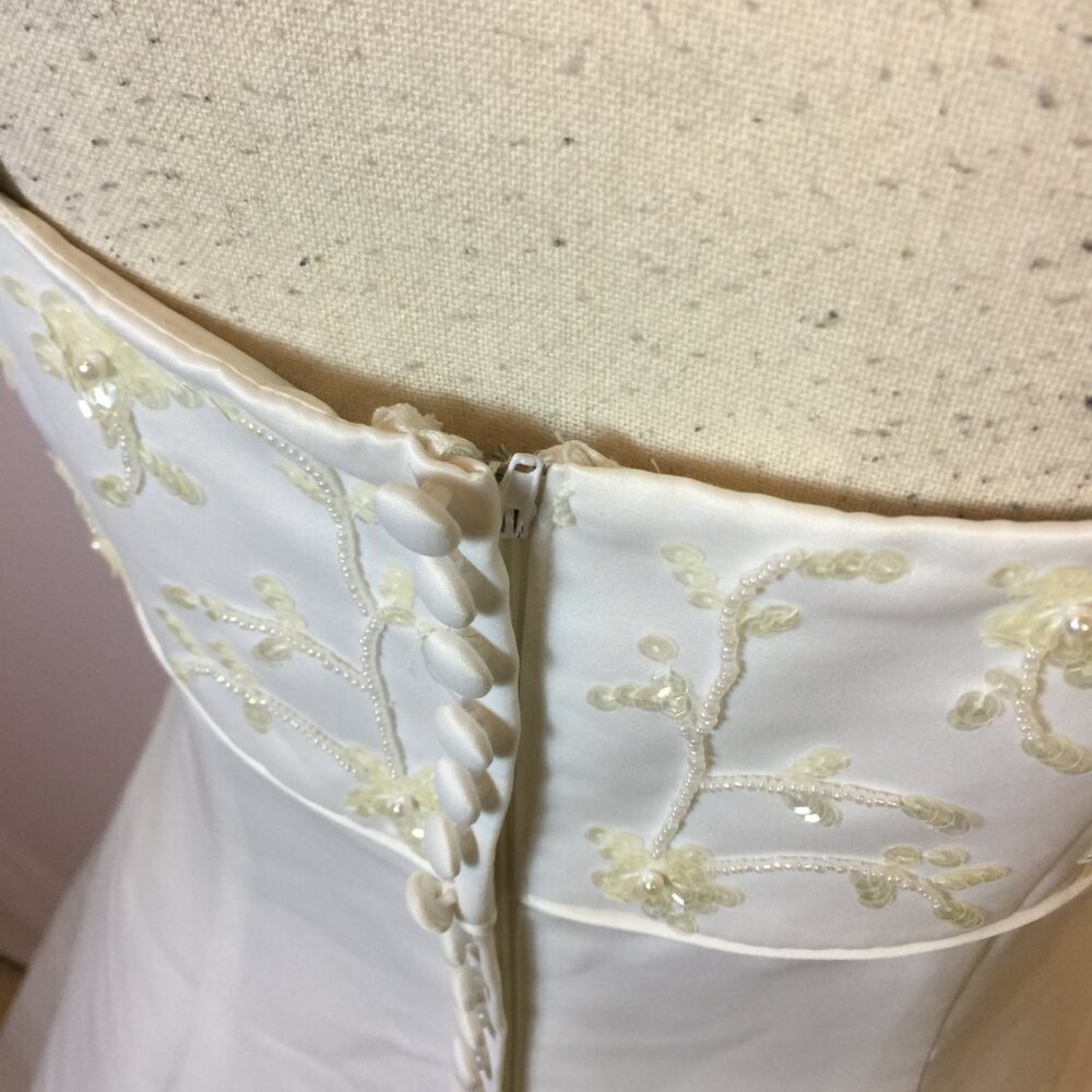 Oleg Cassini Wedding Dress Size 10 Womans White Beaded Sleeveless Ballgown Tulle - Picture 10 of 16